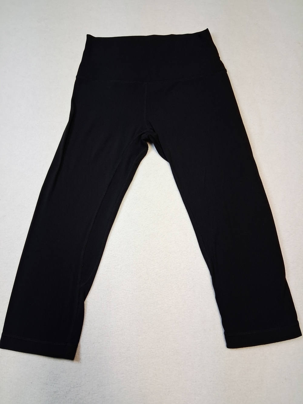 lululemon athletica Black Capri Performance Leggings